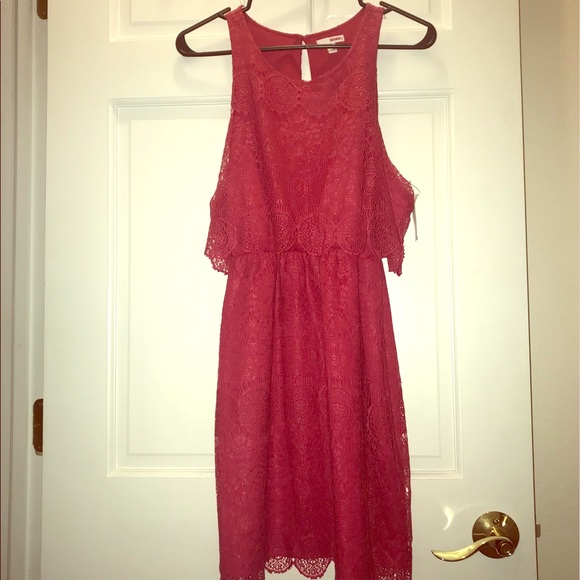 BONGO Dresses & Skirts - Pink Lacy Dress